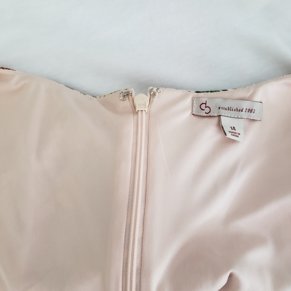 Estb 1962 Dress - Picture 2 of 7